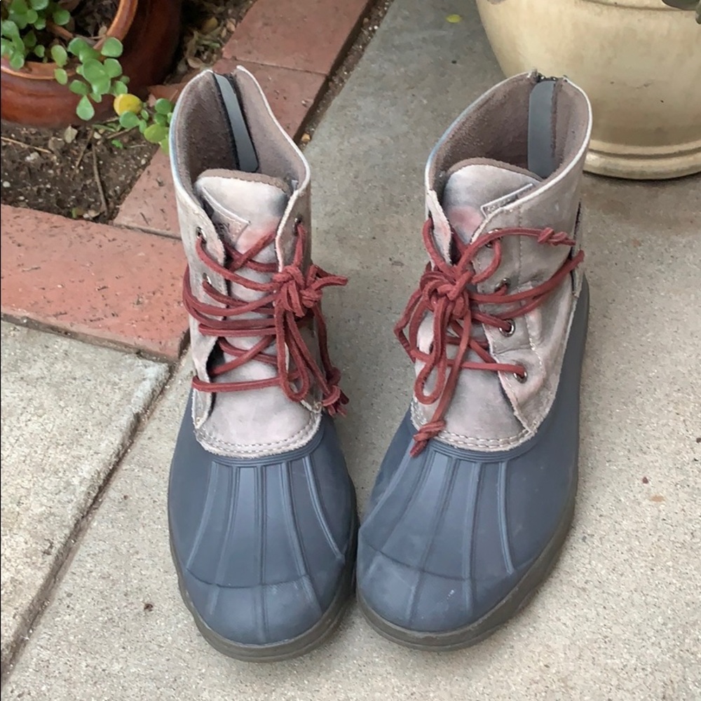 SOLD Sperry saltwater water wedge tide duck boots